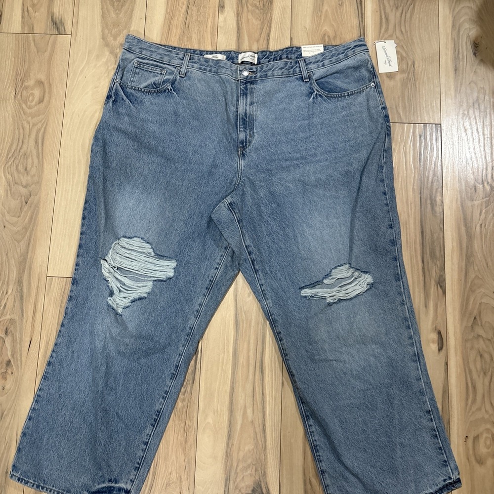 Universal Thread Womens 90s Baggy Distressed Jeans Light Wash Blue Size 26W NEW